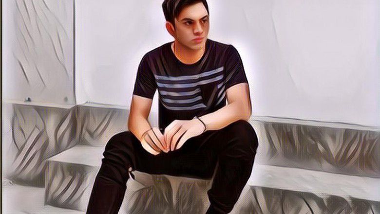 Kronologi Rizky Nazar Ditangkap, Artis RN Diamankan saat Menghisap Ganja