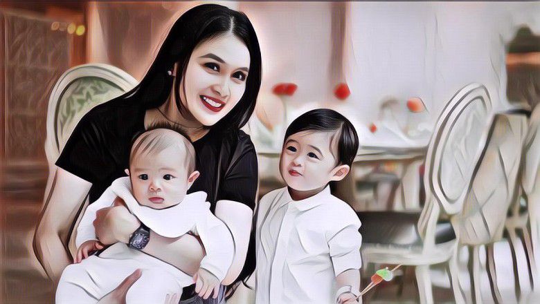 Mobil Ditabrakin Sampek Penyok, Reaksi Sandra Dewi 'Udah Maafin Aja'