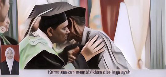 Momen Memilukan, Orangtua Mewakili Wisuda Almarhumah Anaknya, Sedih Banget