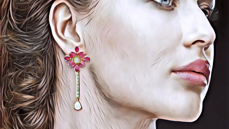 Model Anting Sesuai dengan Bentuk Wajah, Coba Deh Biar Tambah Chic