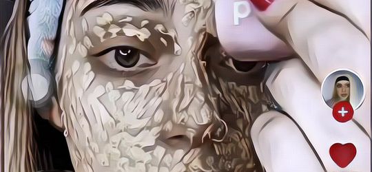 Baru Lagi Tren Makeup Bikin 500 Dots Foundation, Gimana Hasilnya?