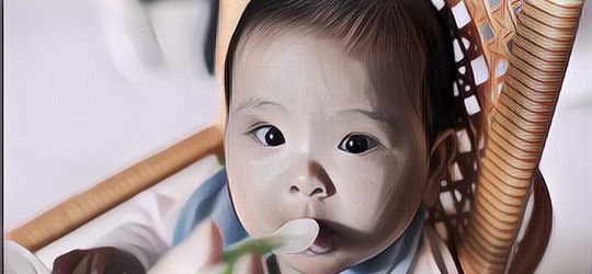 Bikin Kesal, Seorang Ibu Beri Makan Bubur ke Bayinya yang Baru Lahir 10 Hari