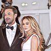 Unik Banget! Jennifer Lopez dan Ben Affleck Resmi Menikah di Las Vegas dengan Cara Drive-through