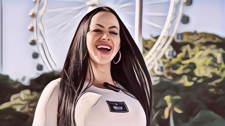 Viral Influencer Ini Tebarkan Duit Rp 31 Juta dari Atas Helikopter, Netizen Beri Hujatan