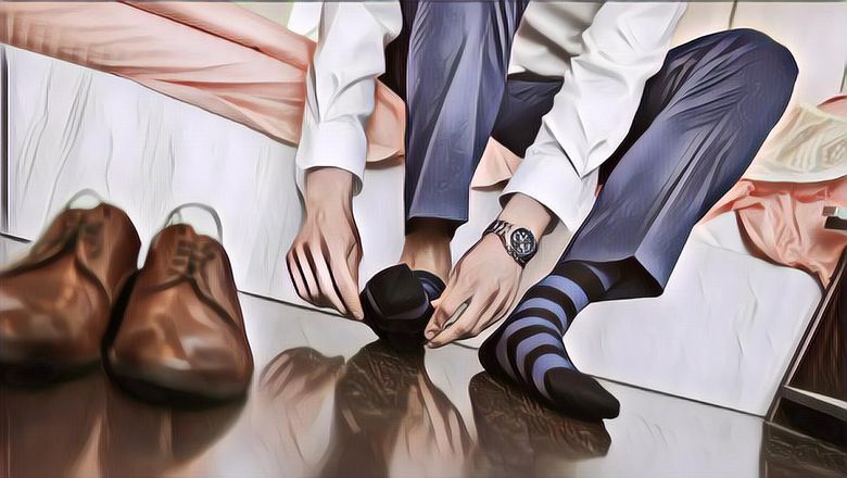 Selain Cegah Lecet dan Bau Kaki, Ini Alasan Kenapa Kamu Wajib Kenakan Kaus Kaki saat Pakai Sepatu