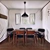 10 Ide Desain Dining Room Gaya Mid Century Modern dengan Nuansa Kayu, Adem Banget!