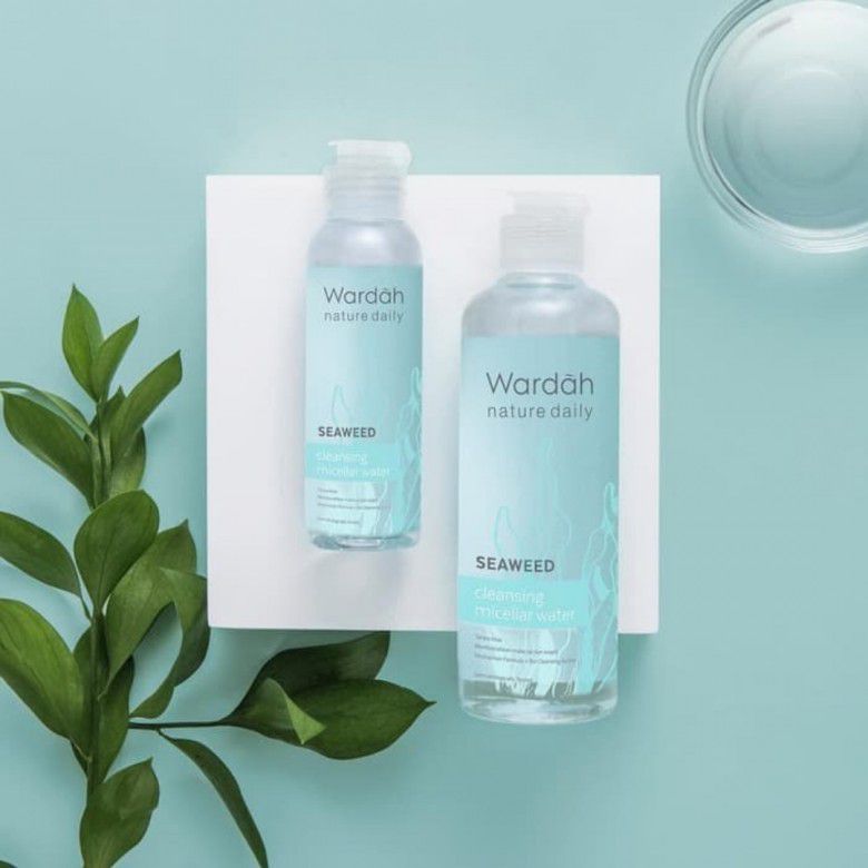 1. Wardah Seaweed Cleansing Micellar Water