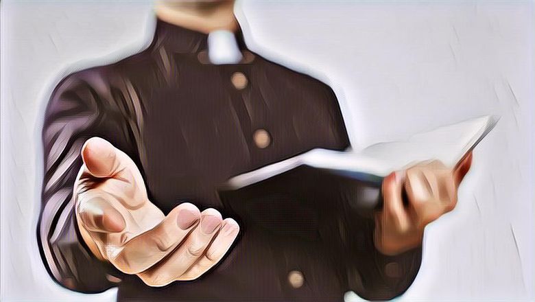 4 Perbedaan Pendeta dan Pastor yang Harus Kamu Ketahui