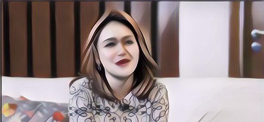 Imbas Penyekatan PPKM, Ayu Ting Ting Rela Jalan Kaki, Penampilannya Disorot