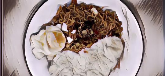 Efeknya Gak Main-main, Ini 5 Bahaya Yang Mengintai Orang Dengan Kebiasaan Makan Mie Instan Pakai Nasi, Stop Sekarang!