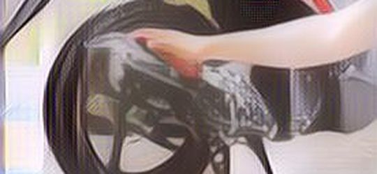 Viral Ada Geng Anak Muda Mencuci Motor di Pantai, Warganet: Sok Kayak Bule