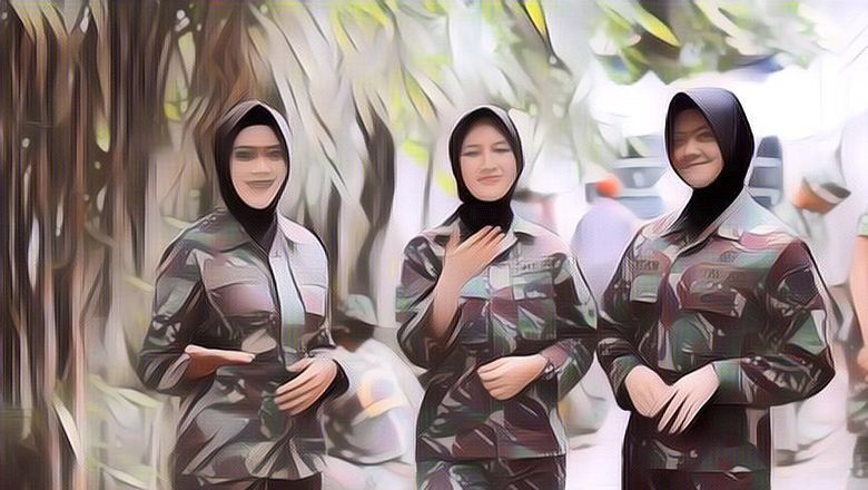 Sama Beratnya Seperti Prajurit Pria, Ini Dia Latihan Militer yang Harus Dilalui Prajurit Wanita