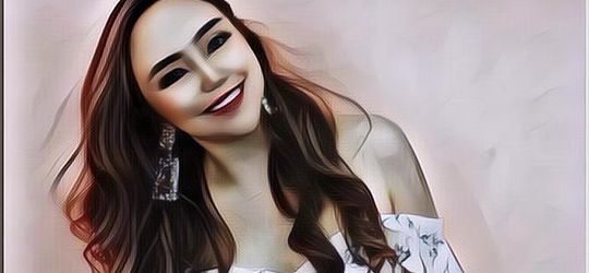 Murtad, Salmafina Sunan Dikabarkan Jadi Pacar Anak Pendeta Terkenal