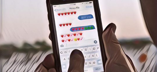 Masalah Klasik Yang Dialamin Pasangan Jarak Jauh…. Pejuang LDR Pasti Paham Nih!