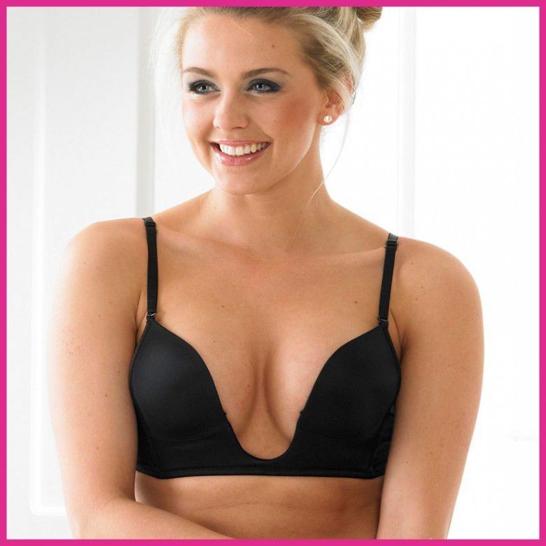 6. Bra dengan potongan rendah