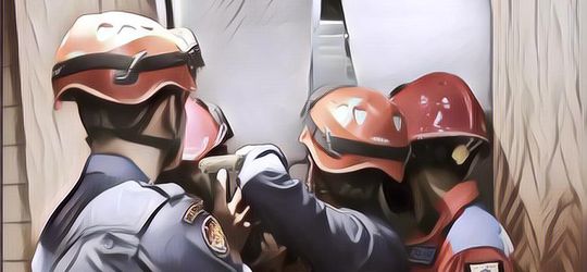 6 Orang di Jakarta Barat Terjebak dalam Lift Berjam-jam Gara-gara Ini