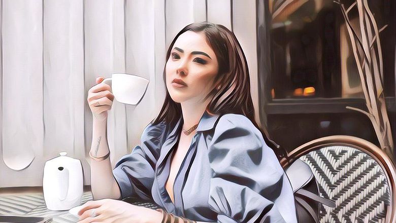 Selain Skandal Ciuman, Ayu Aulia Ngaku Jadi Simpanan 5 Pria Beristri!