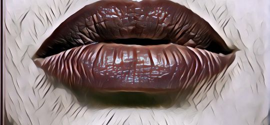 Bikin Insecure, Apa Sebenarnya Penyebab Warna Bibir Gelap?