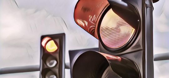 4 Lampu Merah Terlama di Indonesia yang Bikin Habis Stok Sabar