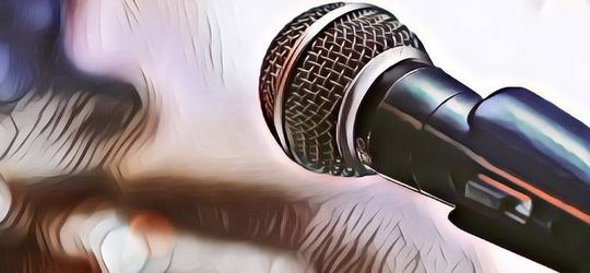 Heboh, Komika Asal Malaysia Ini Diduga Hina Islam Sampai Buka Hijab di Atas Panggung