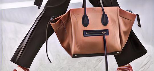 Mau Praktis? Begini Cara Mengorganisir Isi Tas Wanita