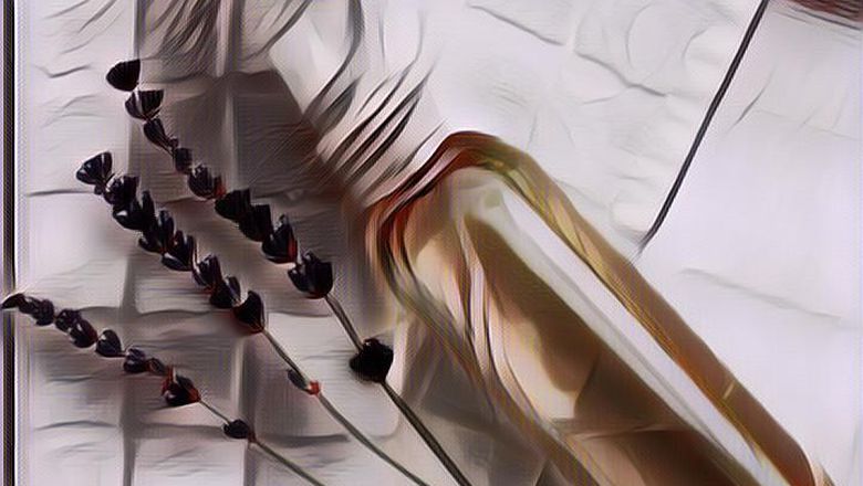 Bersih Tak Bersisa, Ini 3 Rekomendasi Cleansing Oil untuk Bersihkan Makeup Waterproof