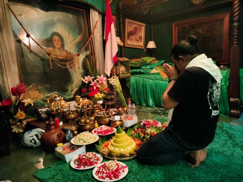 2. Kamar 308 Pelabuhan Ratu