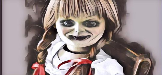 Seperti di Fim-Film! Sebuah Boneka Mengerikan Ditemukan di Sebuah Rumah Bekas yang Baru Ia Beli