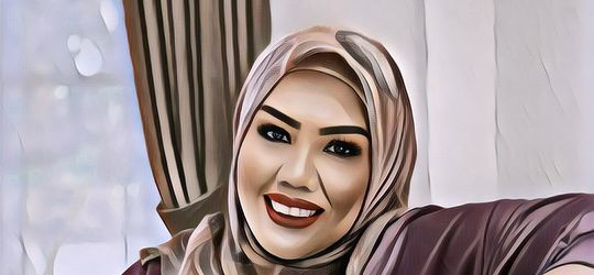 Karena Alasan Inilah, Elly Sugigi Rela Lepas-Pakai Jilbab
