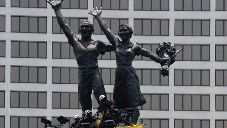 2. Patung Selamat Datang di Jakarta