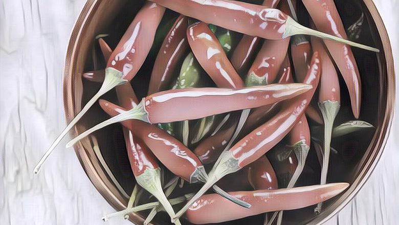 Lebih Enak Mana Sih, Sambal Ulek atau Diblender?