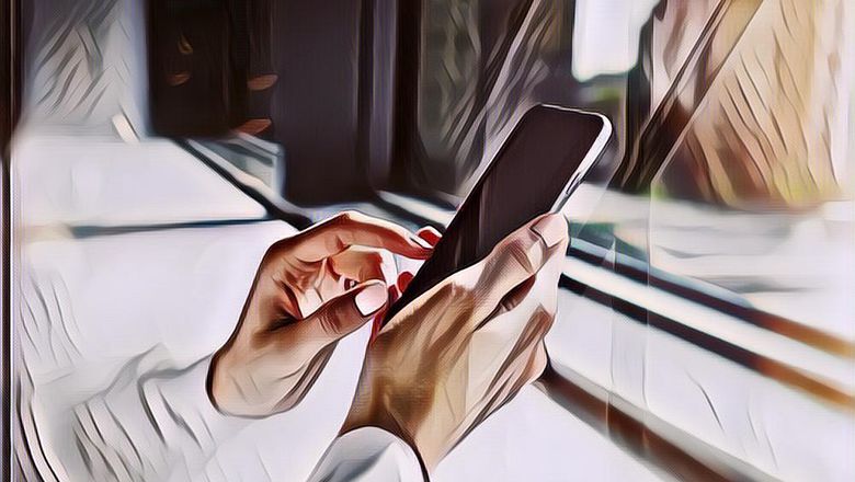 Biar Nggak Berlebihan, Ini 3 Waktu Terbaik Menggunakan Media Sosial