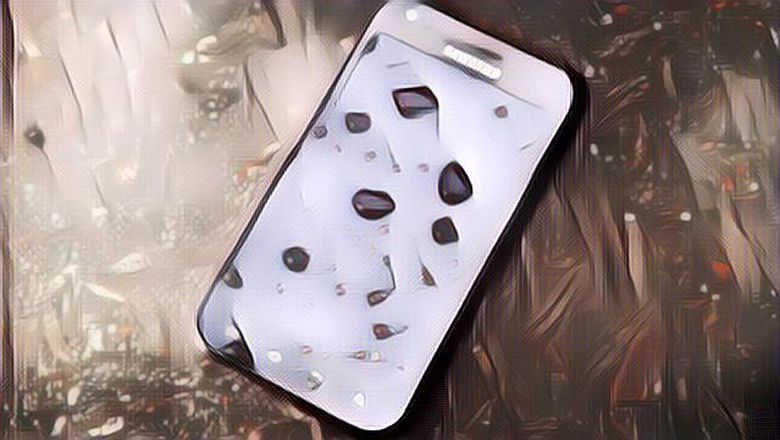 Jangan Panik! Begini 6 Cara Mengatasi Speaker HP Kemasukan Air