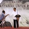 Terungkap! Alasan Jokowi Suka Bagi-bagi Sepeda