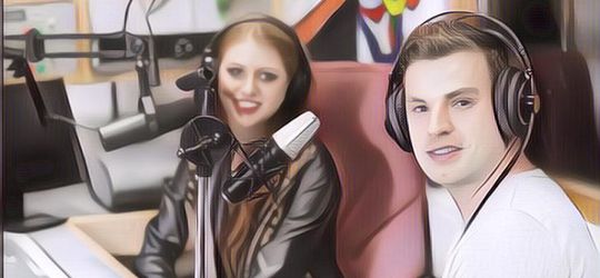 Nostalgia Masa-Masa Kejayaan Radio, Kamu Ngalamin 5 Hal Seru Ini Juga Nggak?