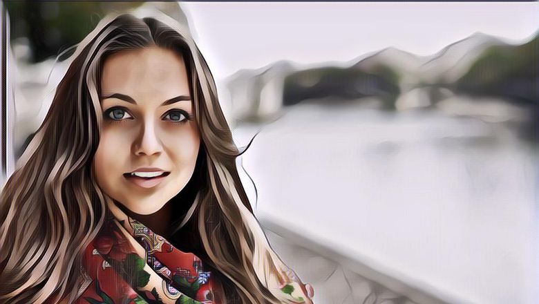 Cara Mudah Memakai Scarf Ala Perempuan Prancis, Mau Semakin Stylish?