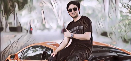 Flexing dalam Pandangan Islam, Ini Bahaya Pamer Harta di Media Sosial