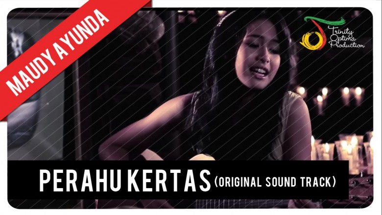 Lirik Lagu Perahu Kertas - Maudy Ayunda