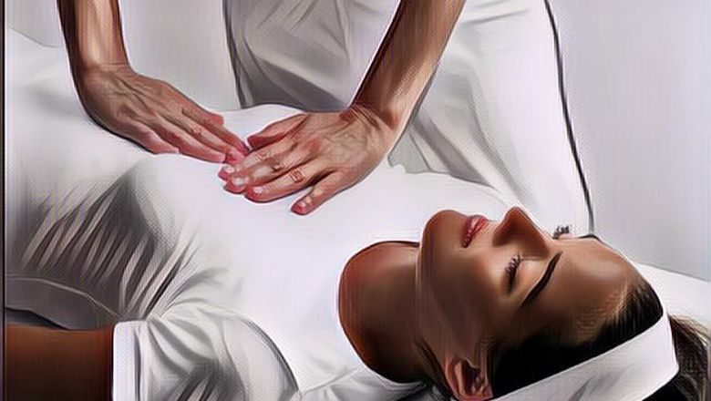 Cara Meningkatkan Produksi ASI dengan Pijat Laktasi, Boleh Banget Minta Bantuan Paksu Biar Makin Banjir