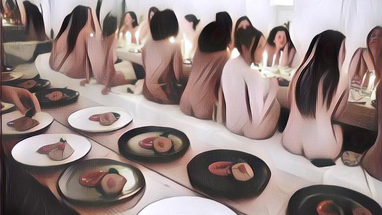 Gak Masuk Akal! Di Luar Negeri, Para Tamu Pesta Makan Malam Ini Hadir dalam Kondisi Telanjang