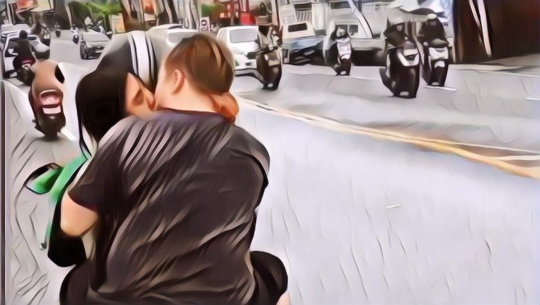 Viral Ada Bule Lakukan Tindakan Asusila ke Ojol, Begini Kronologinya