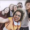 Apa yang Menyebabkan Gen Z Berbeda dari Generasi-Generasi Lainnya?
