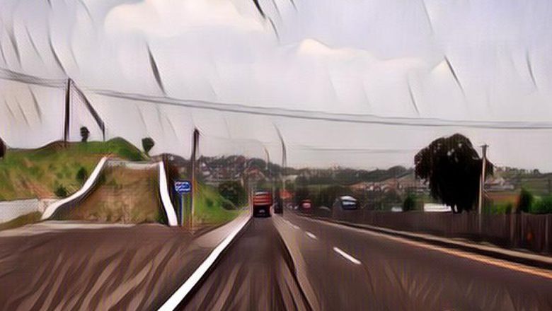 Sering Lihat Tanjakan Kosong di Samping Jalan? Ternyata Ini Fungsinya