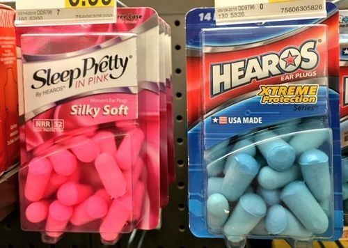 4. Membedakan harga berdasarkan jenis kelamin