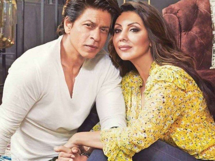 Shah Rukh Khan Beda Agama dengan Istri, Ini Alasan Kenapa Gauri Khan