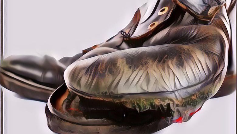 Merk Lem Sepatu yang Kuat: Jadi Gaperlu Dibuang Deh~