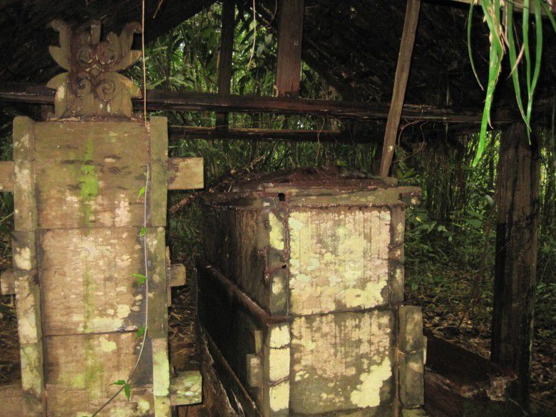 2. Kerajaan Purba dengan sosok Raja Bunu