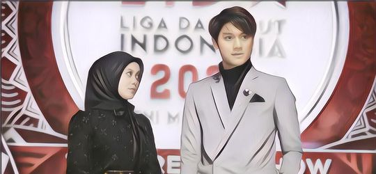 Meski Kelihatan Cocok, Pasangan Artis Brikut Ini Diduga Cuma Setingan Biar Terkenal