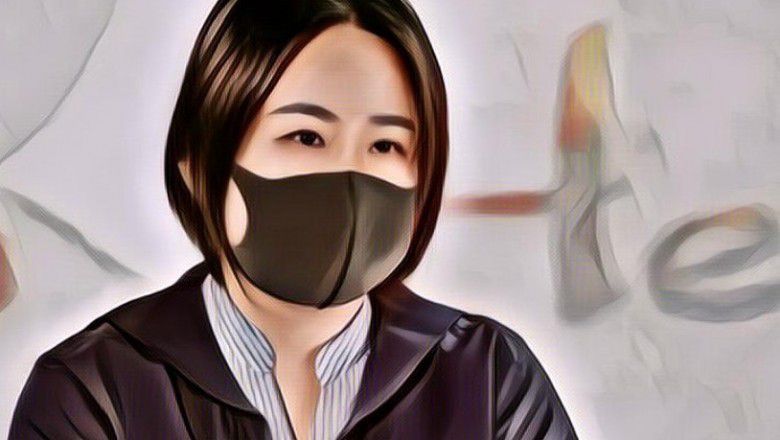 Cara Menabung Wanita Ini Membuat Kontroversi, Akui Pakai Baju 9 Tahun Dari Hasil Donasi