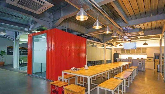 5. Maverick Indonesia 